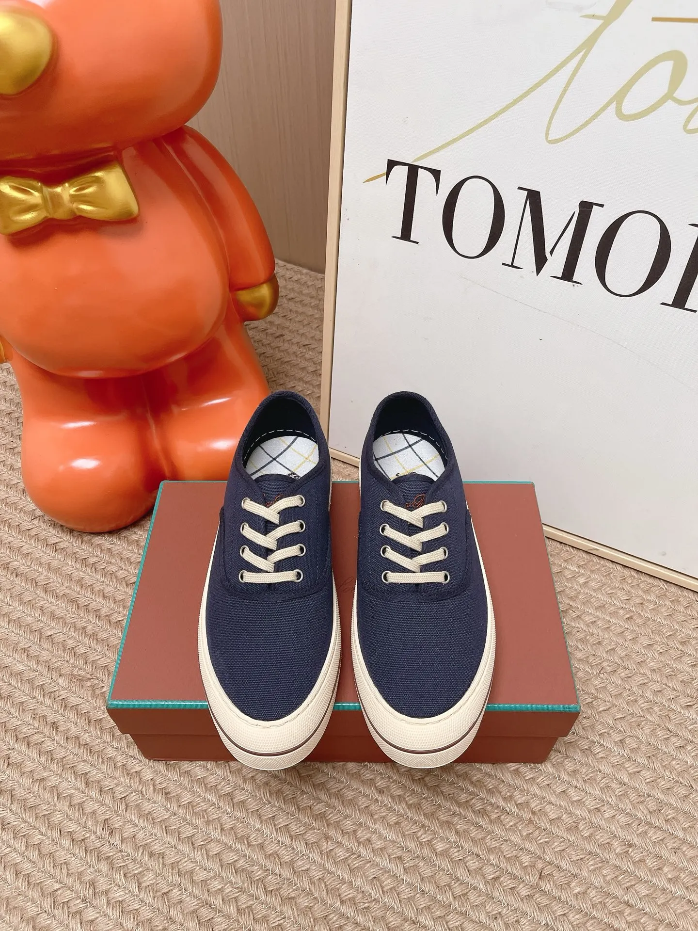 Loro Piana Sneakers Casual Versatile Image 2 Loro Piana Sneakers Casual Versatile Image 2