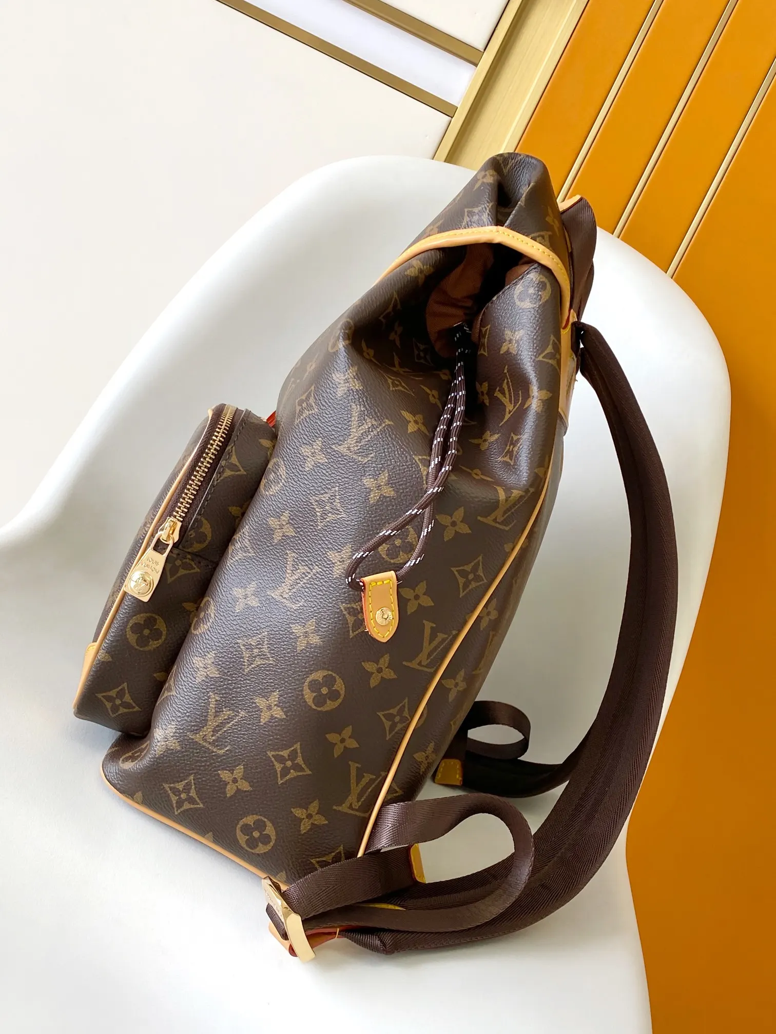 Fashion Item Travel Canvas