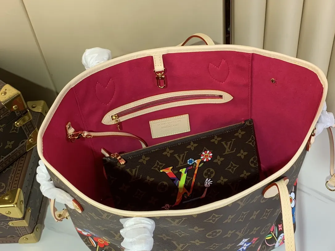 Louis Vuitton Monogram Clutch Bag Canvas