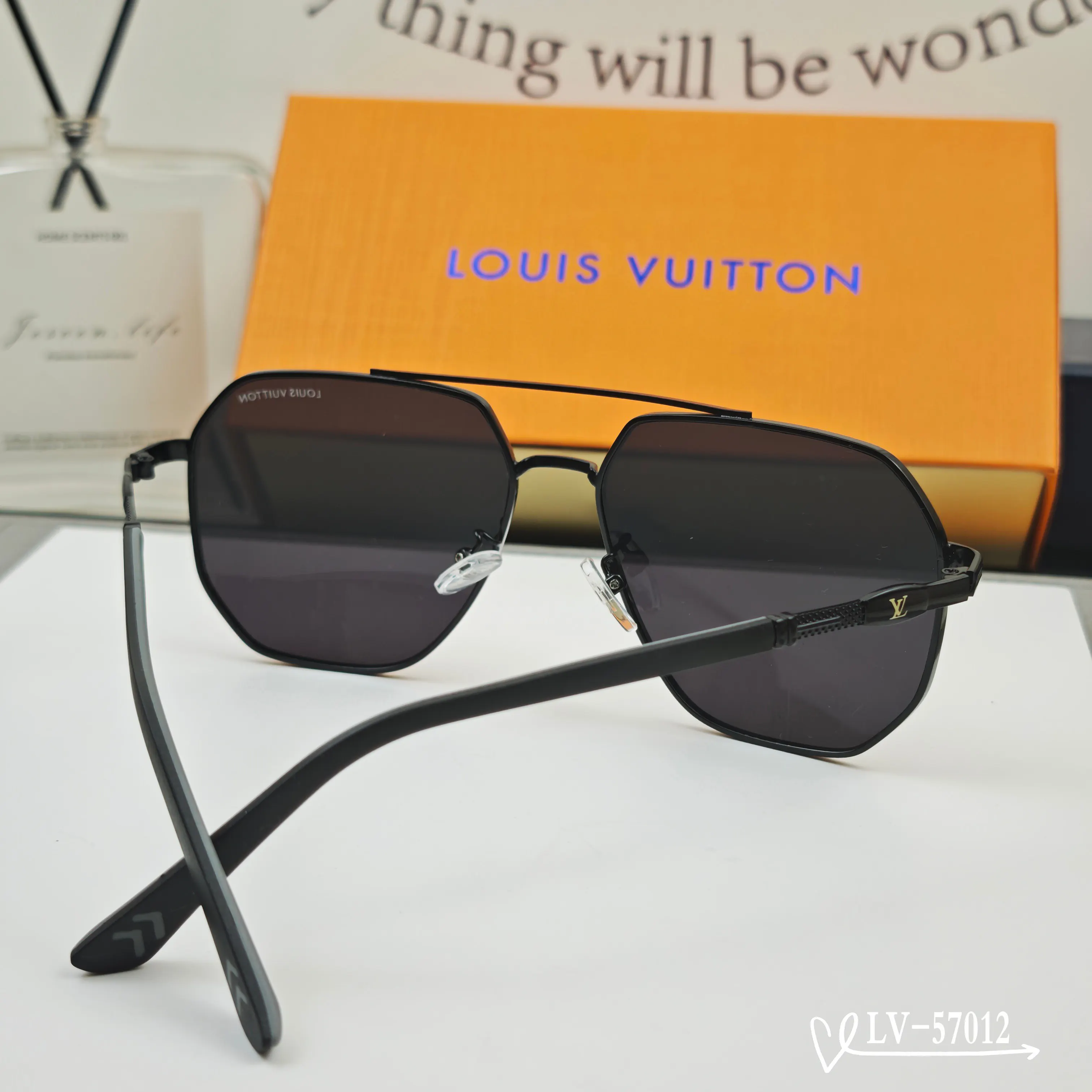 LV 墨镜 时尚防晒款 款9