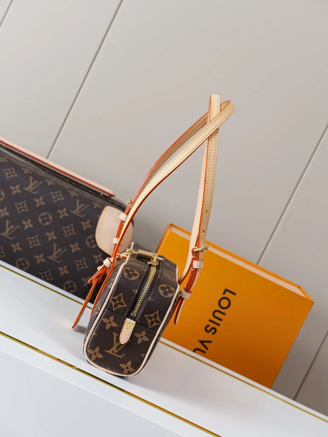 LV Classic Monogram Tote Bag Image 2 LV Classic Monogram Tote Bag Image 2