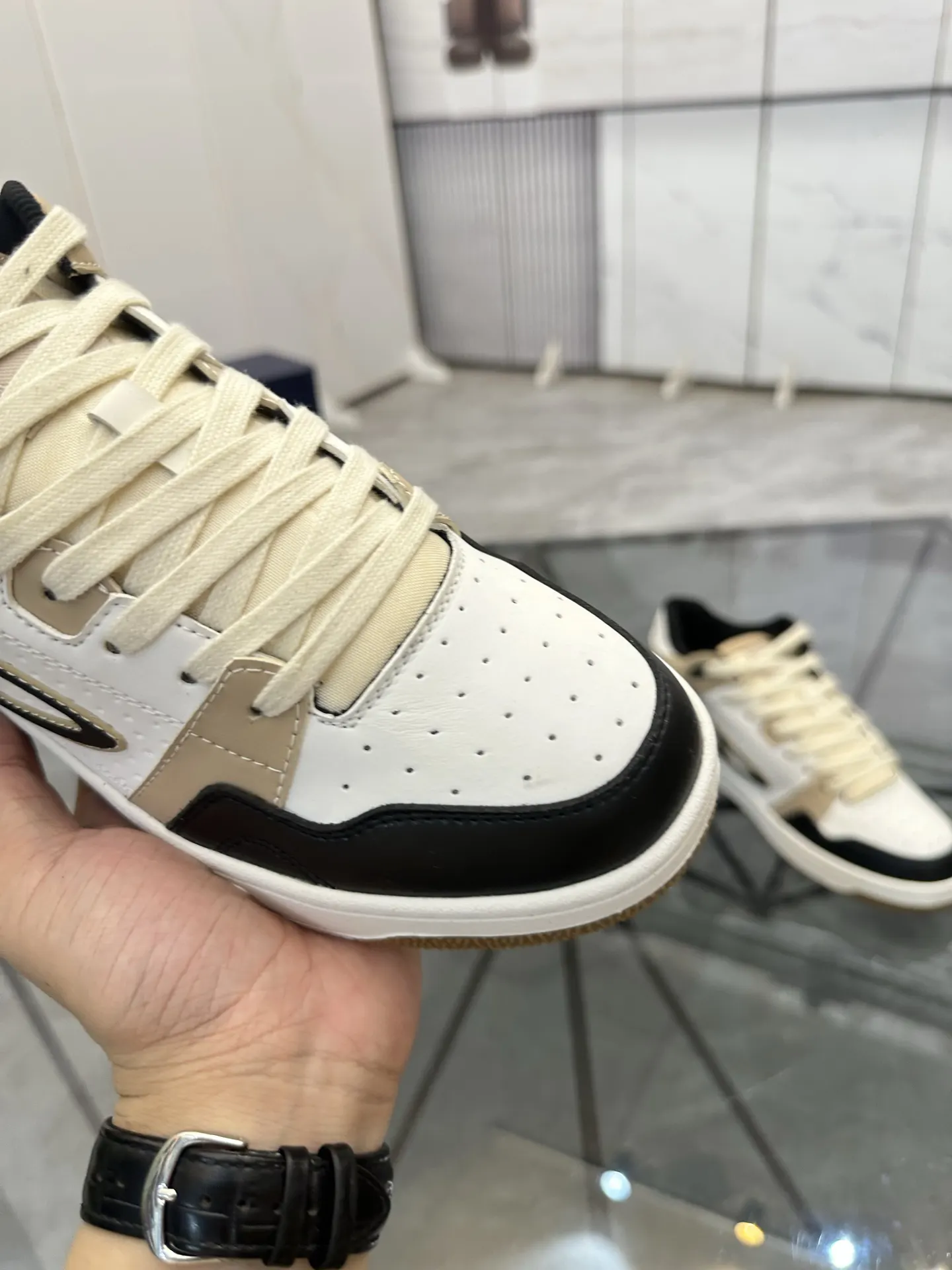 Dior B57 白色 皮革 运动鞋
