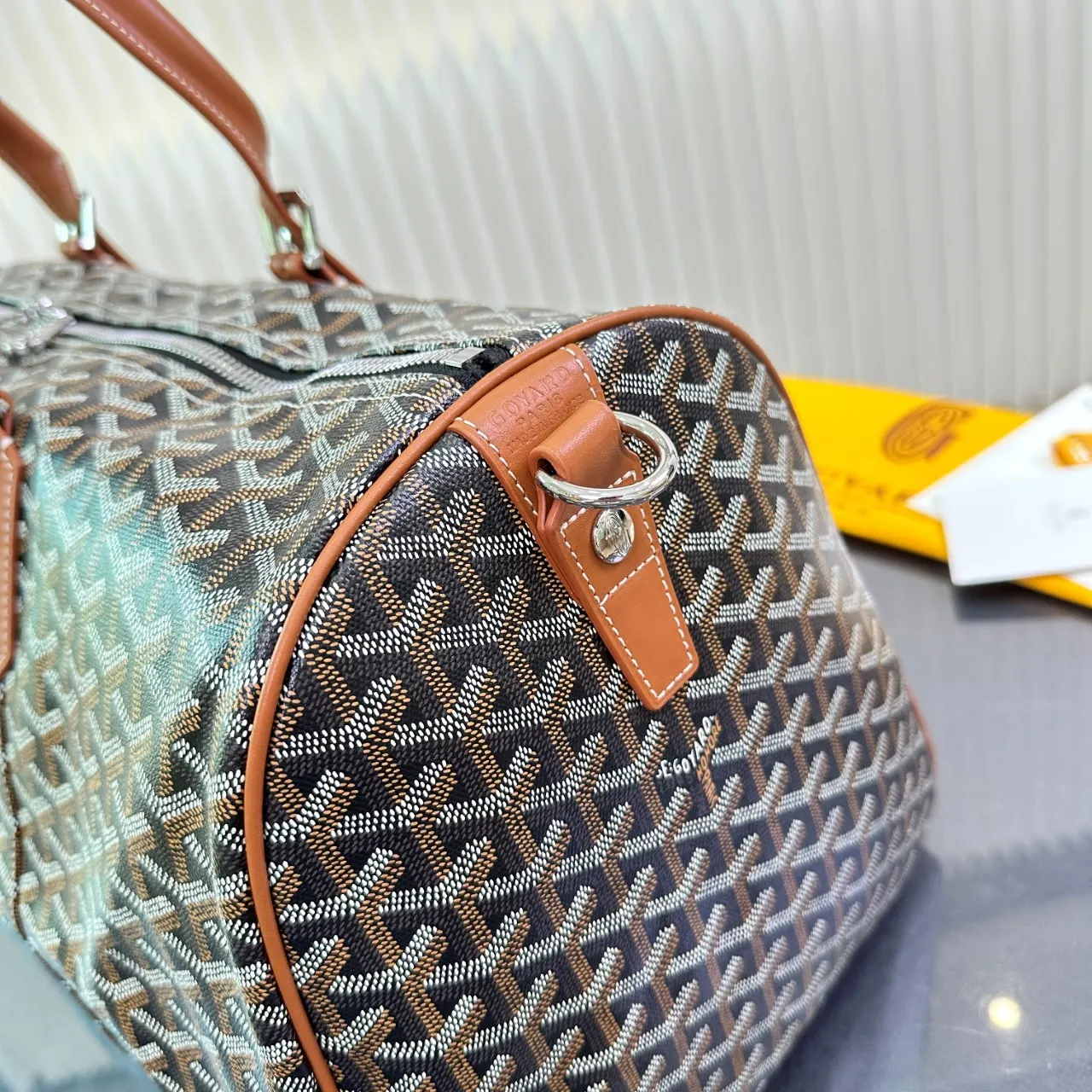 Goyard 黃色 BOSTON 旅行袋適合在机舱内使用 通过搭 一 大容量旅行款