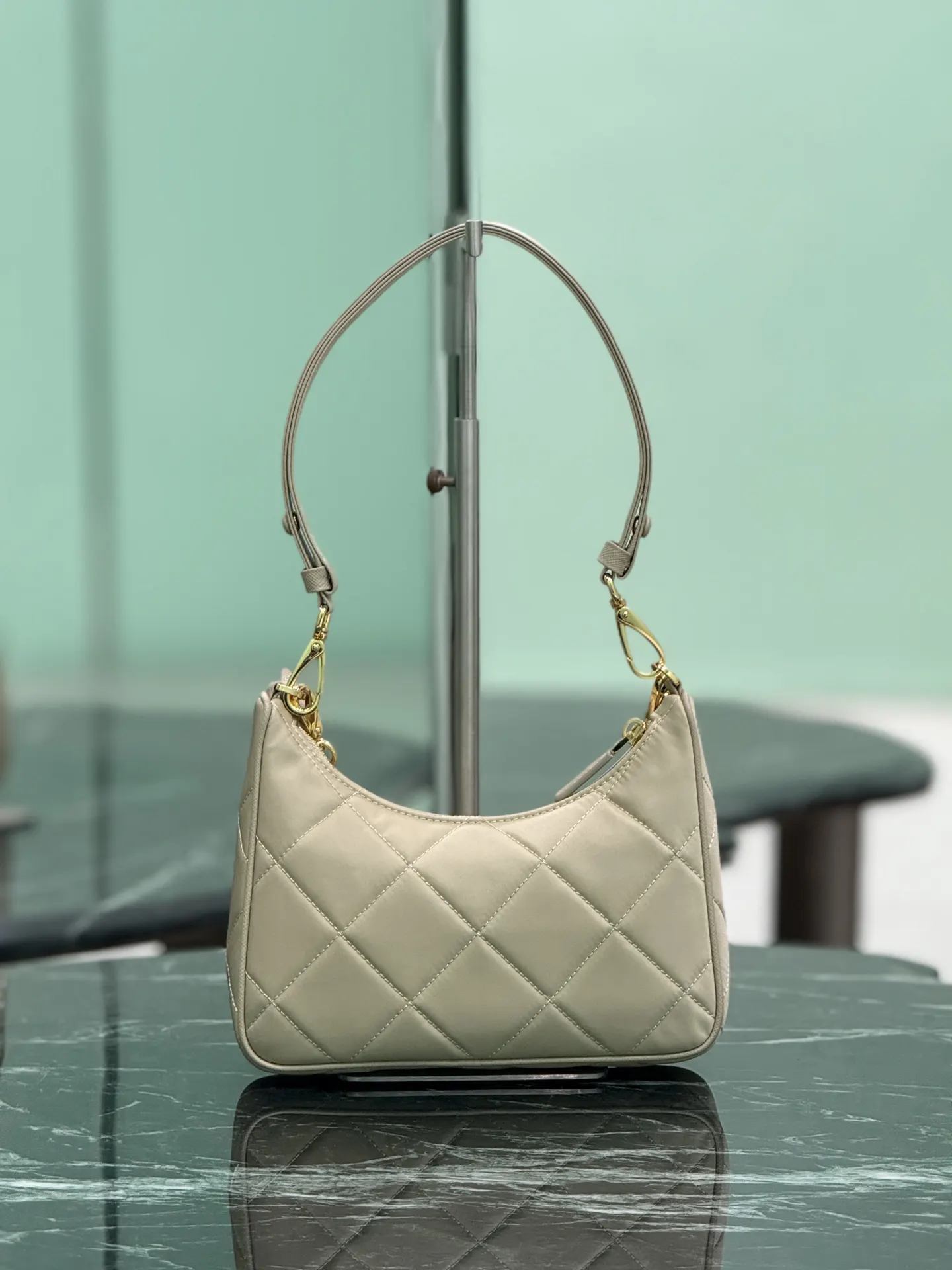 Hobo Shoulder Bag Vintage