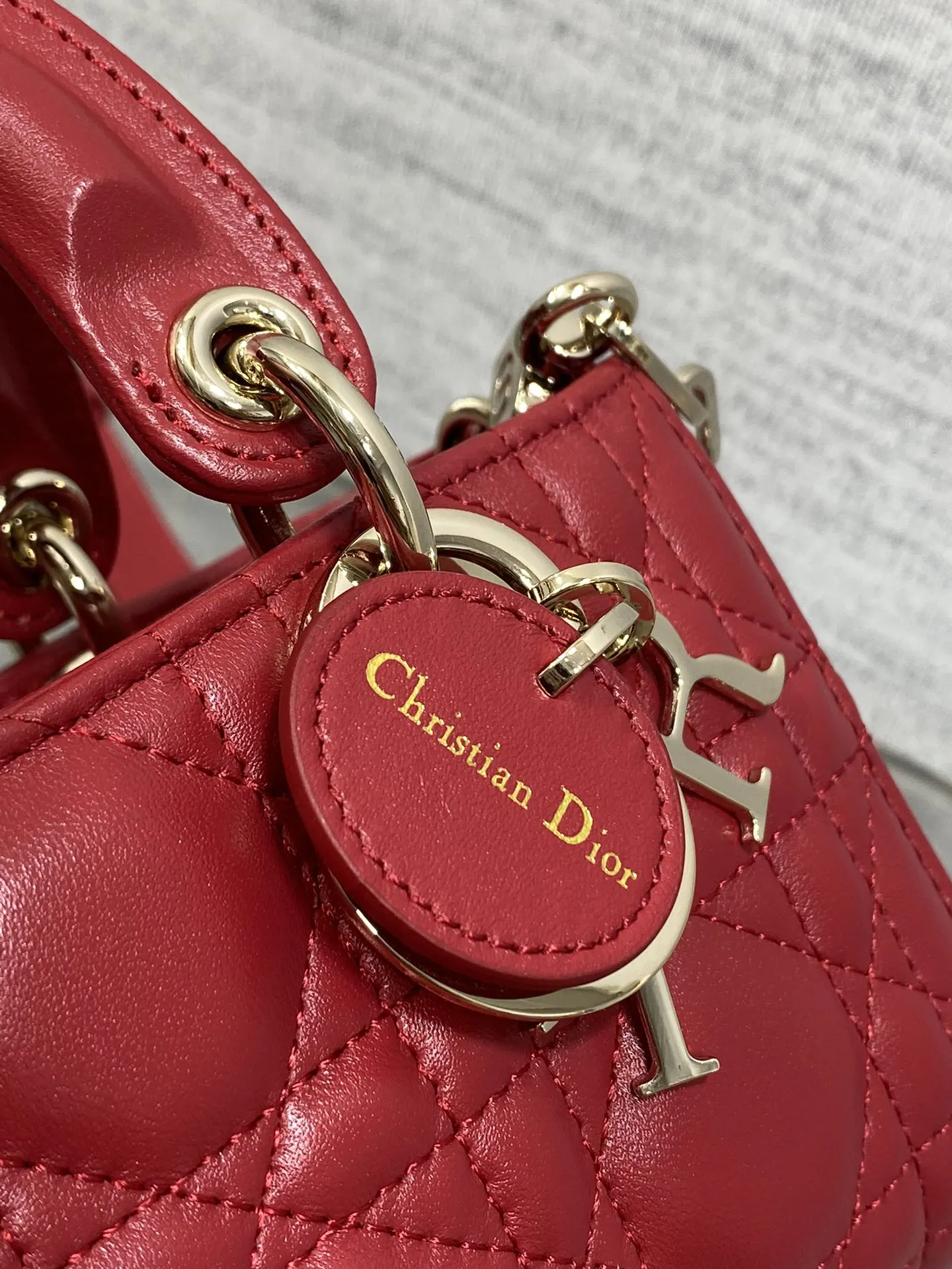 Dior 羊皮 进口 羊皮横款迷你戴妃包 Joy bag羊皮 鏈條包 精致鏈條款