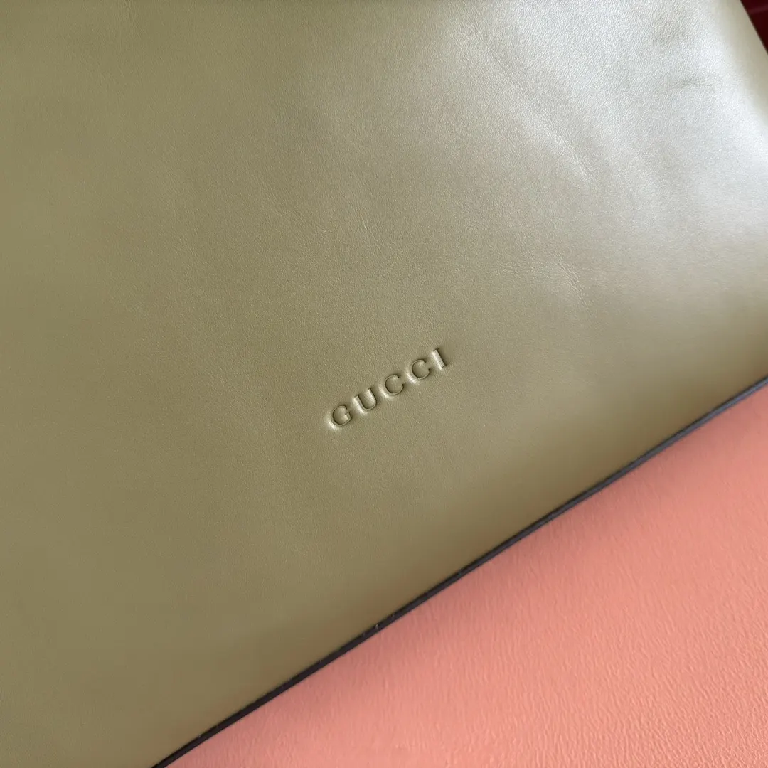 Gucci 黑色 金色 牛皮 腋下包 復古腋下背款