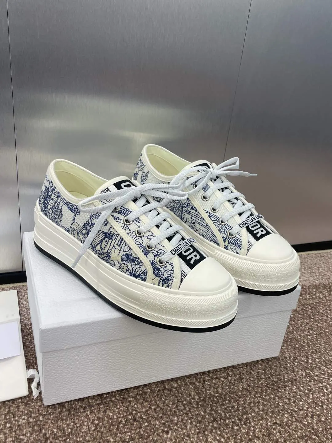 Dior 厚底 拼色 运动鞋