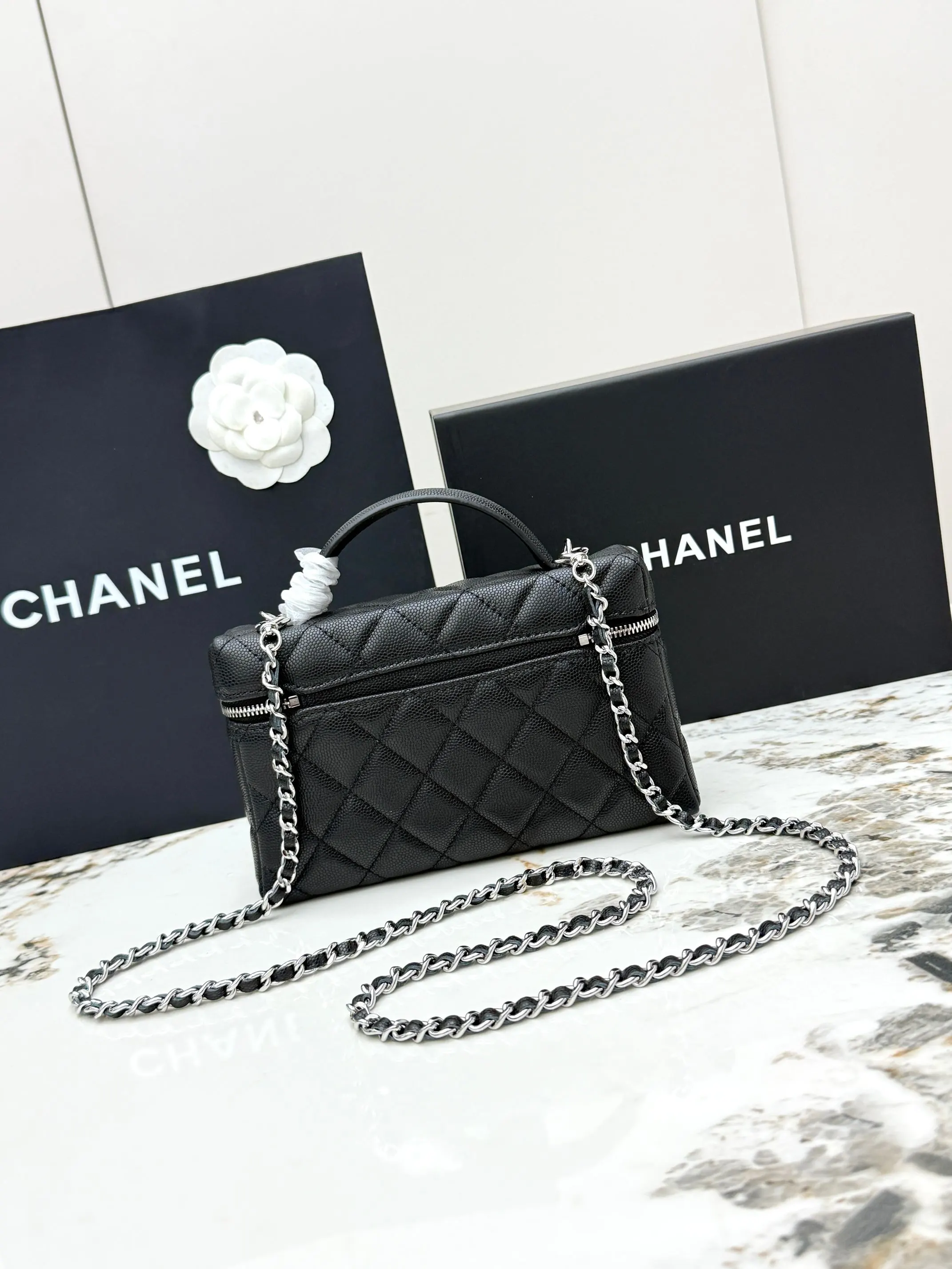 Silver Chain Bag Leather