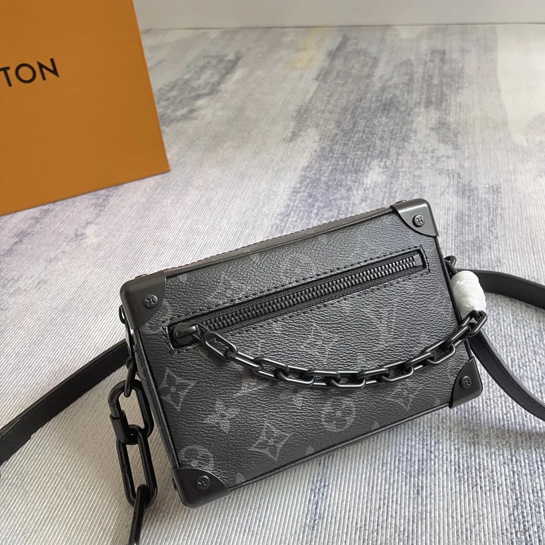 Chain Bag Leather
