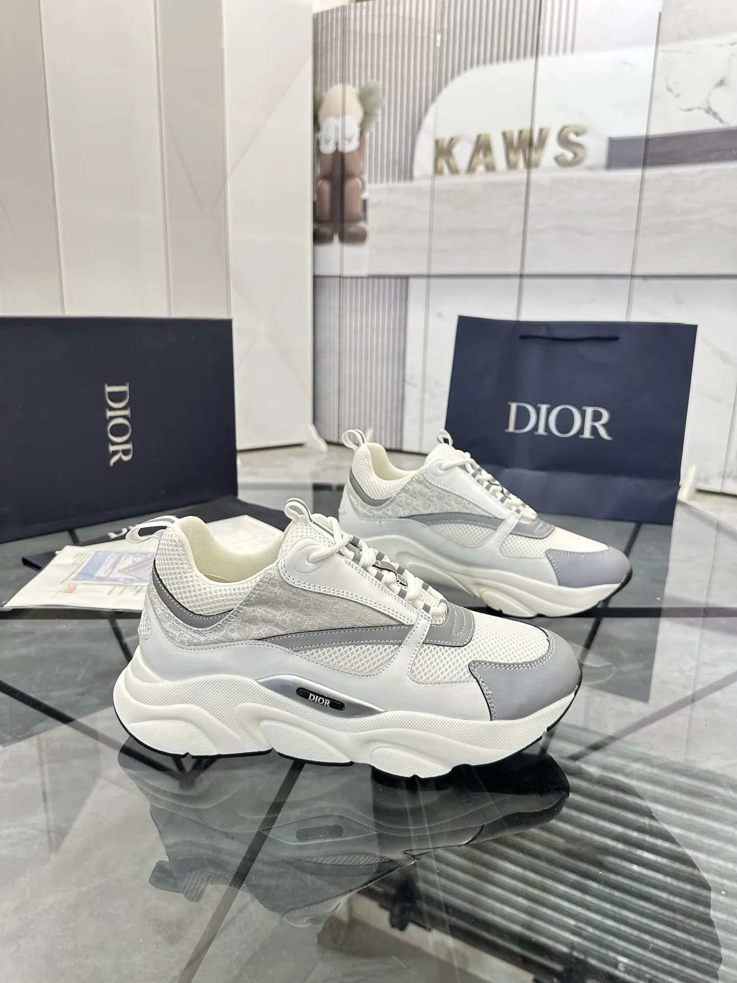 Dior B22 白米拼色牛皮休闲鞋 低帮