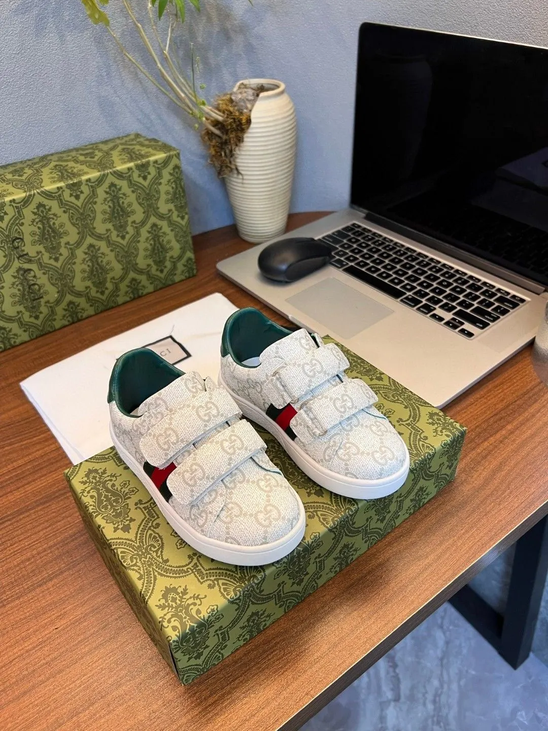 Gucci Logo休闲运动鞋 百搭款