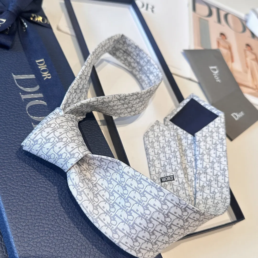 Dior Oblique 领带