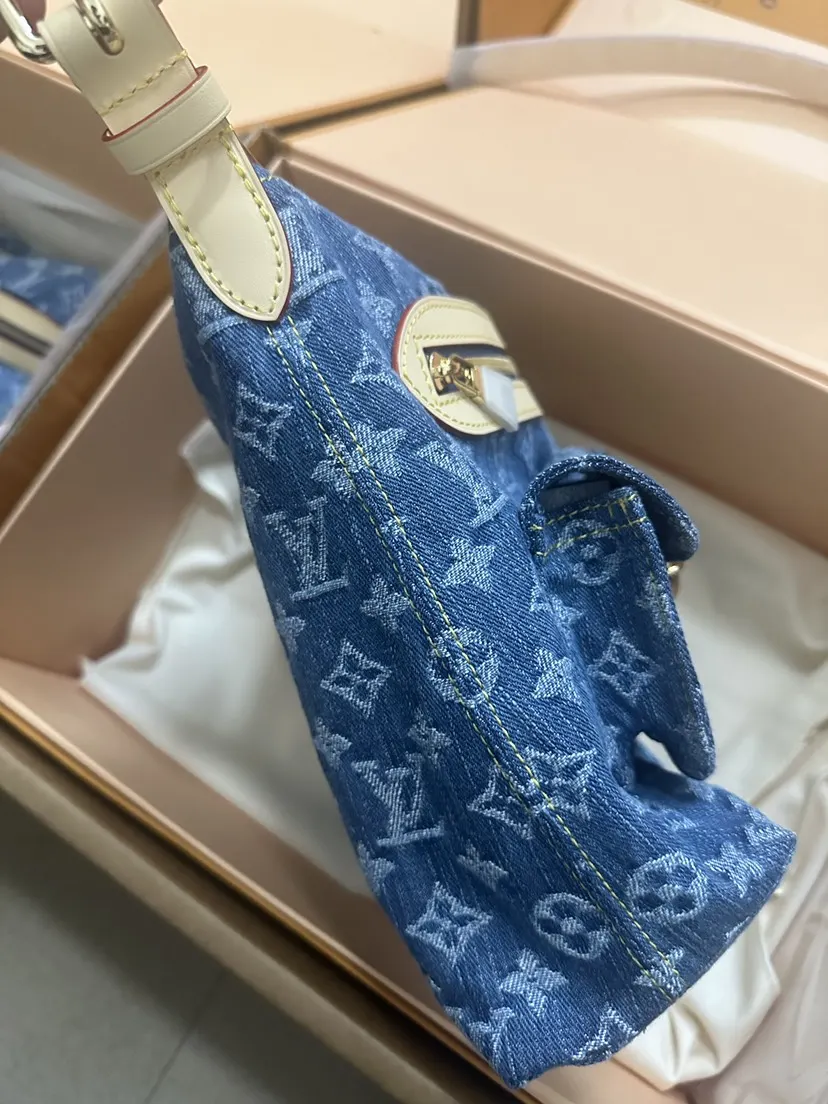 蓝色 BAGGY 手袋 腋下包 复古腋下背款