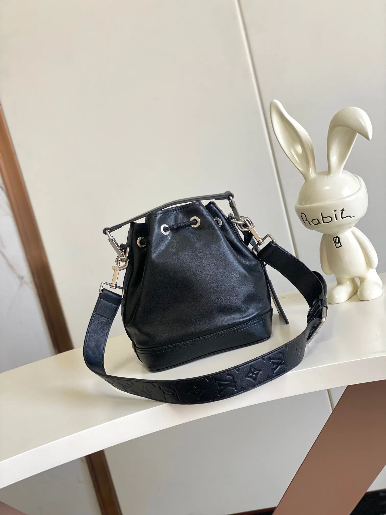 LV 牛皮 厘米 高 宽 长度 水桶包 休闲水桶款