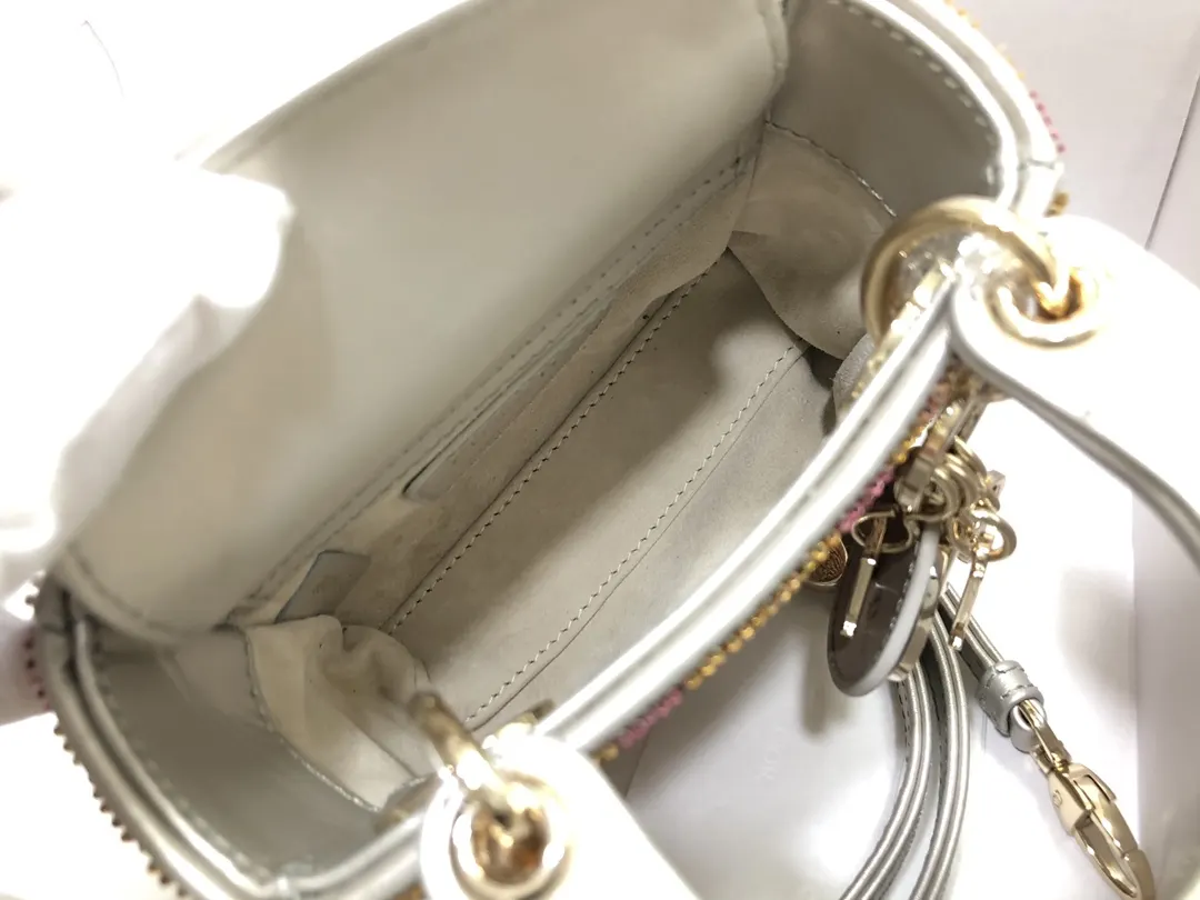 Dior Lady 白色 羊皮 收纳包 旅行收纳款