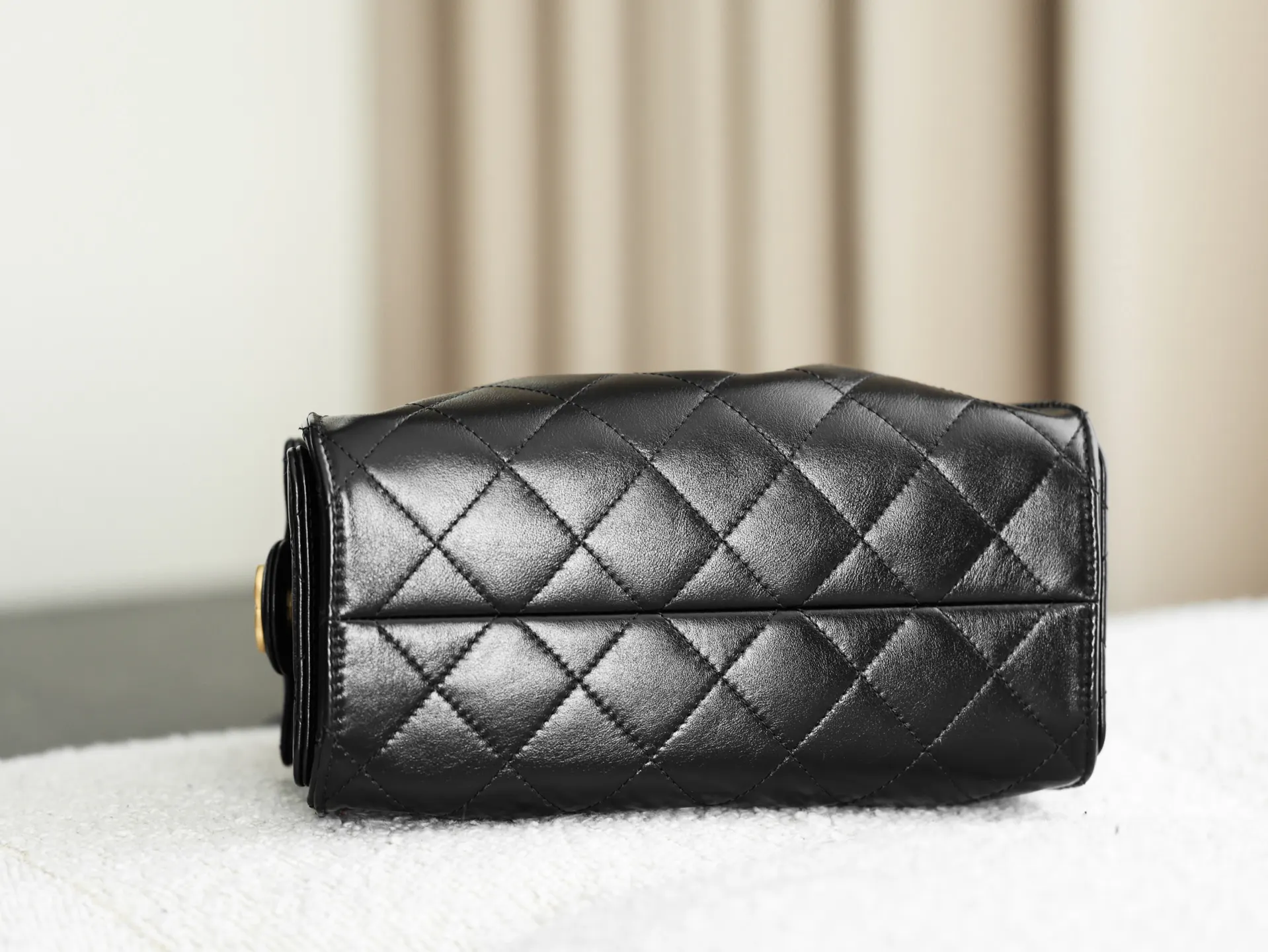 Black Hobo Shoulder Bag Vintage