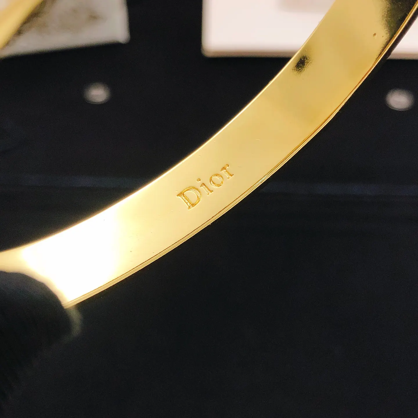 Dior 白色 手镯 精致腕饰