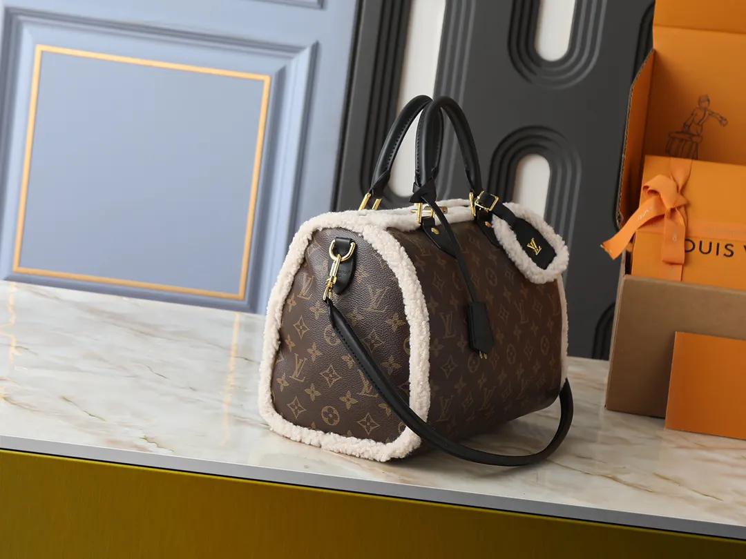 Fashion Item Travel Canvas