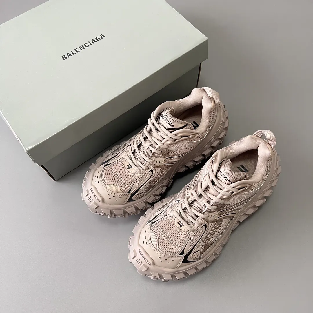 Balenciaga 棕色 运动鞋