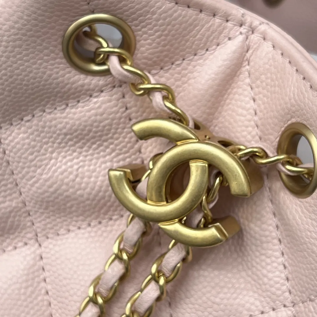 Chanel 粉色 皮革 腋下包