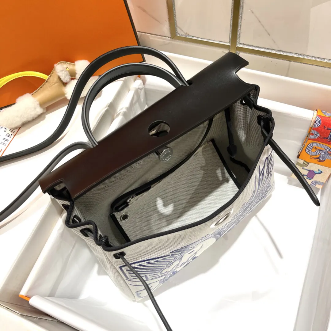 Hermès Kelly 紅色 帆布拼皮 雙肩包 31cm 休閒通勤(數字6) Hermès Kelly 紅色 帆布拼皮 雙肩包 31cm 休閒通勤(數字6)