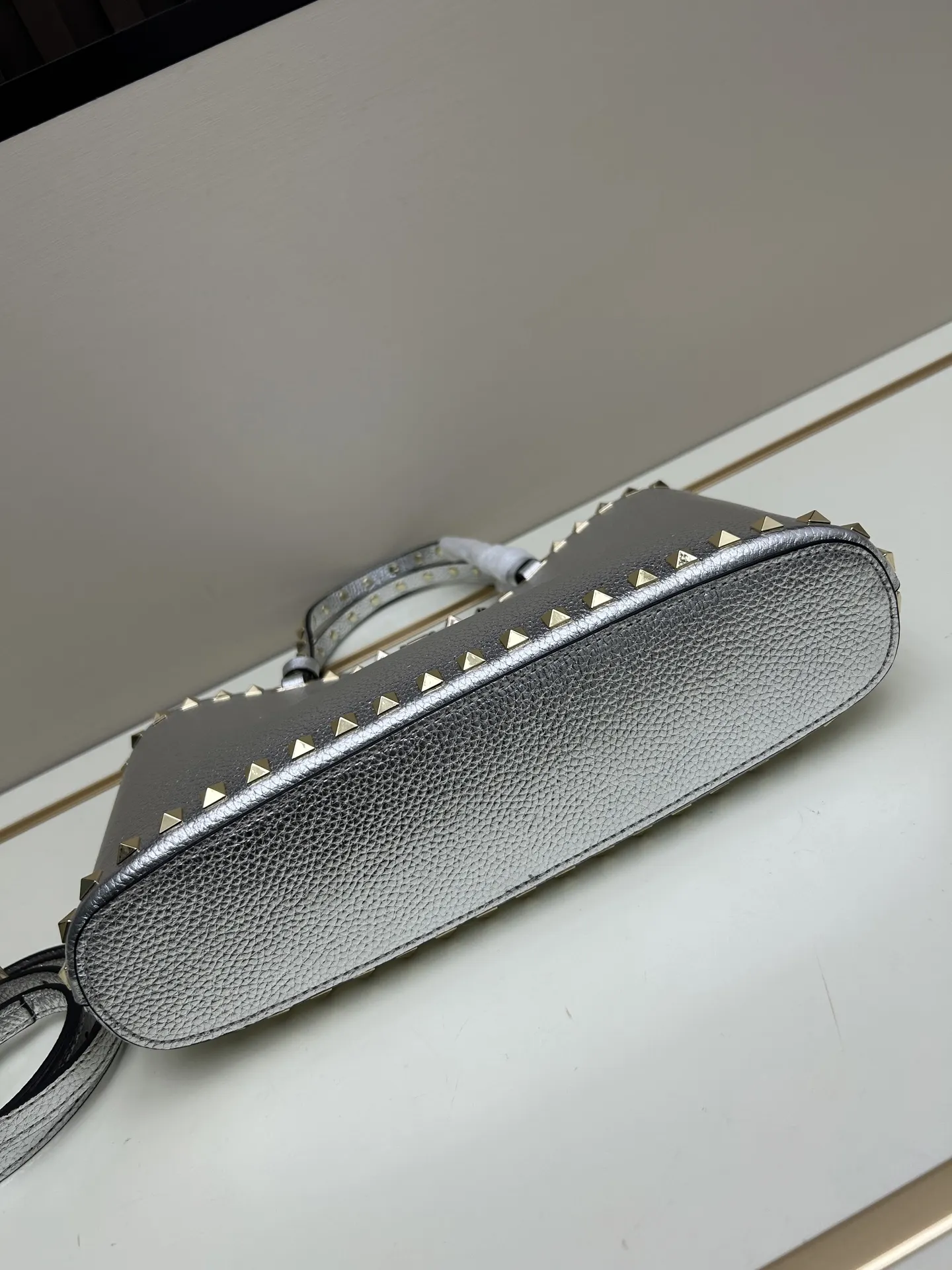 Chain Bag Leather