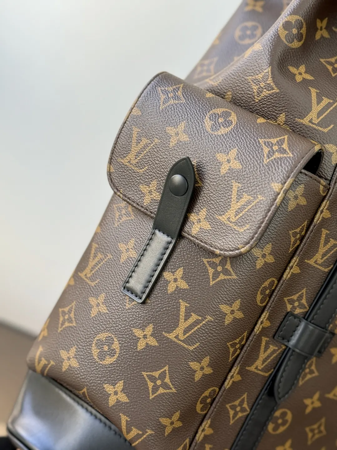 老花 Christoer 中号雙肩包 实用雙肩款