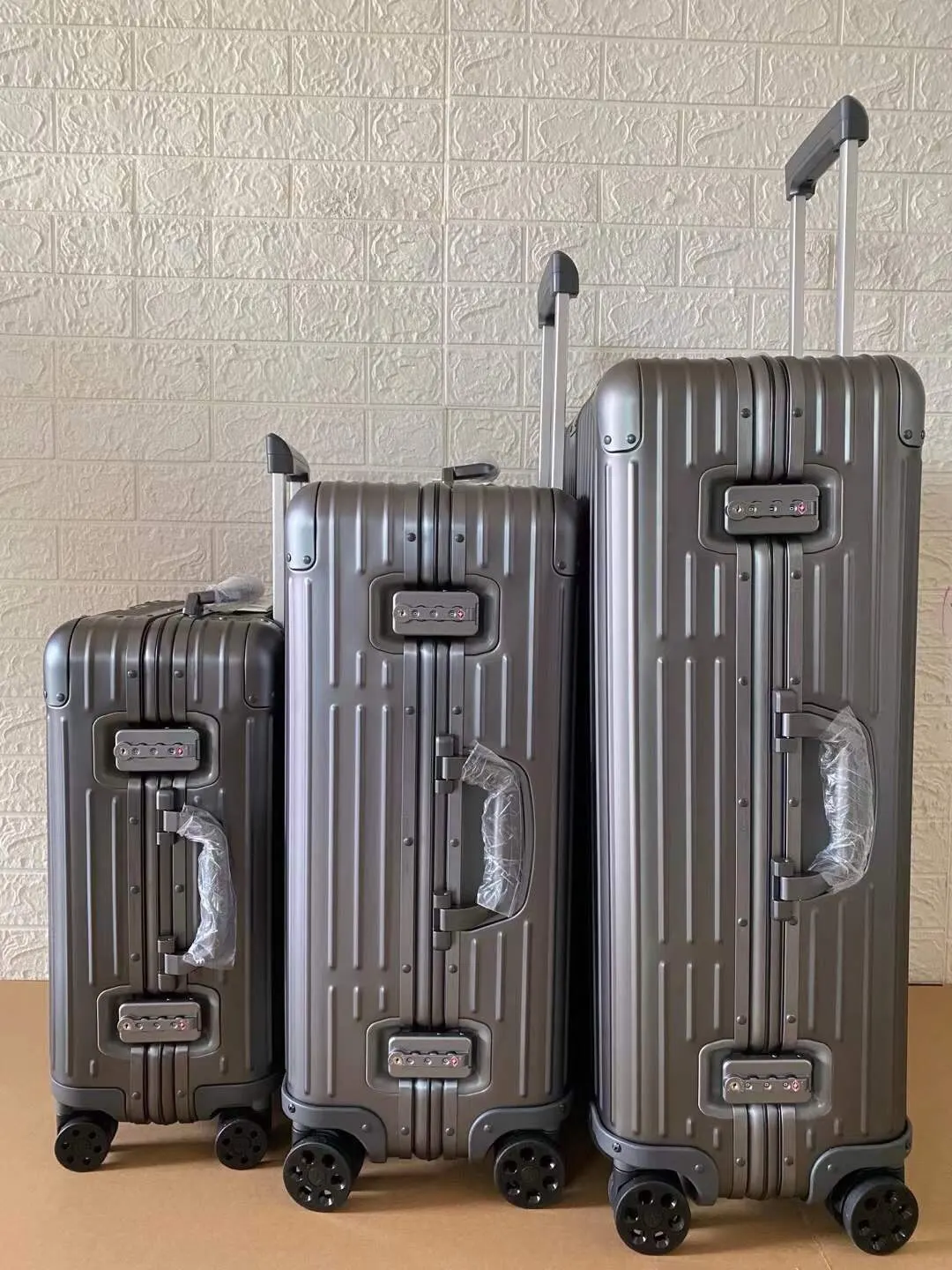黑色 銀色 Rimowa日默瓦 Original 系列 全 行李箱 旅行拉杆款 輕便出行款