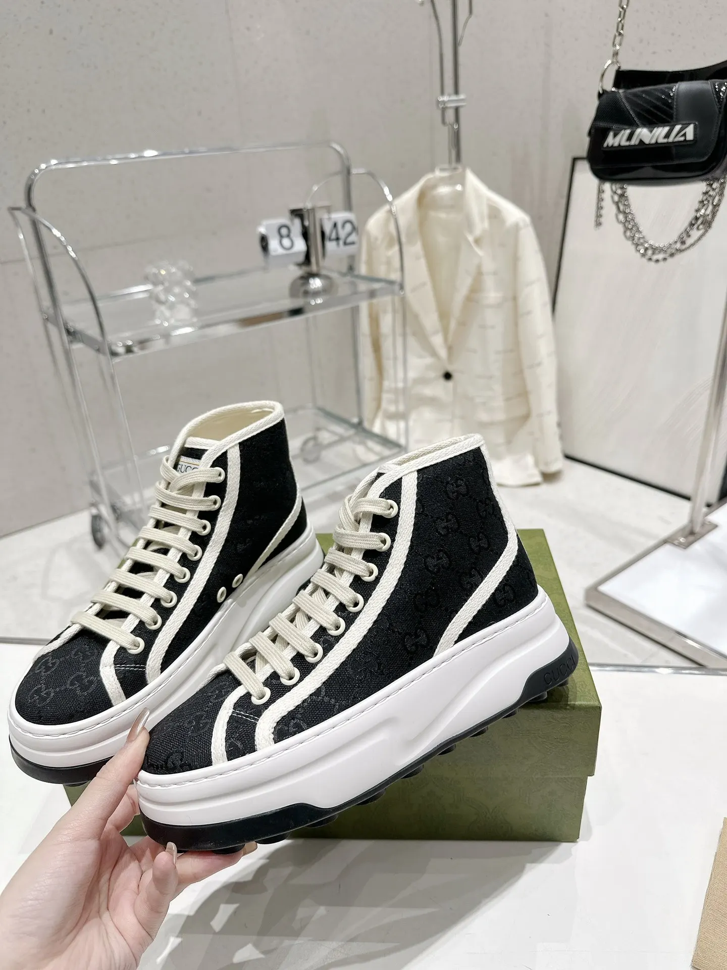 Gucci Logo休闲运动鞋