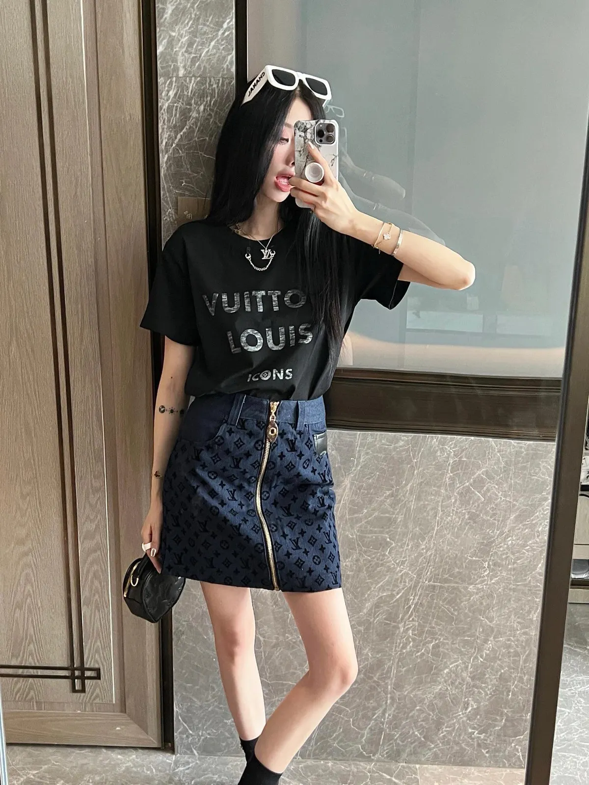 LV Letter Print Short Sleeve T-Shirt Casual Versatile