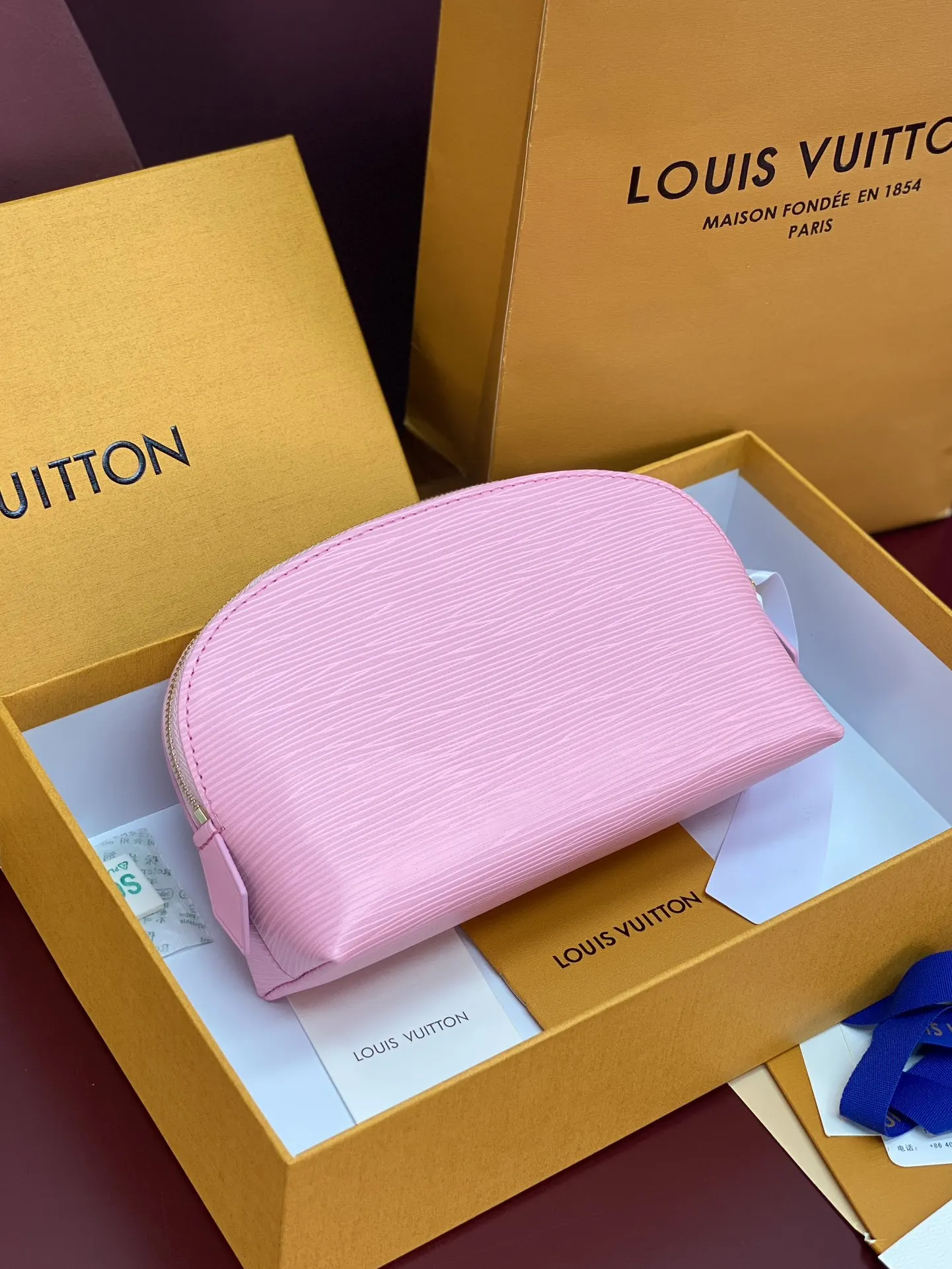 LV 粉色 皮革 厘米 化妆包 便携收纳款