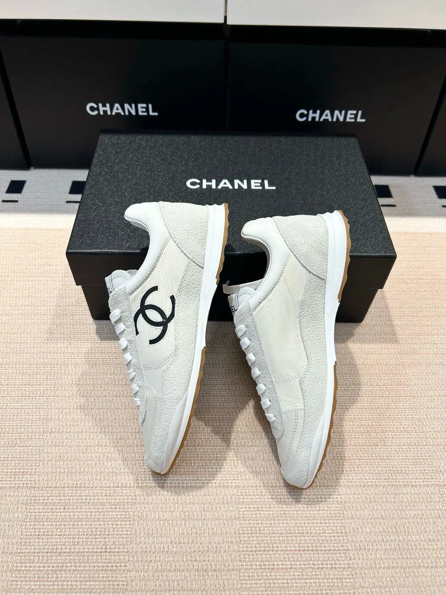 Chanel 雙C運動鞋(數字6) Chanel 雙C運動鞋(數字6)