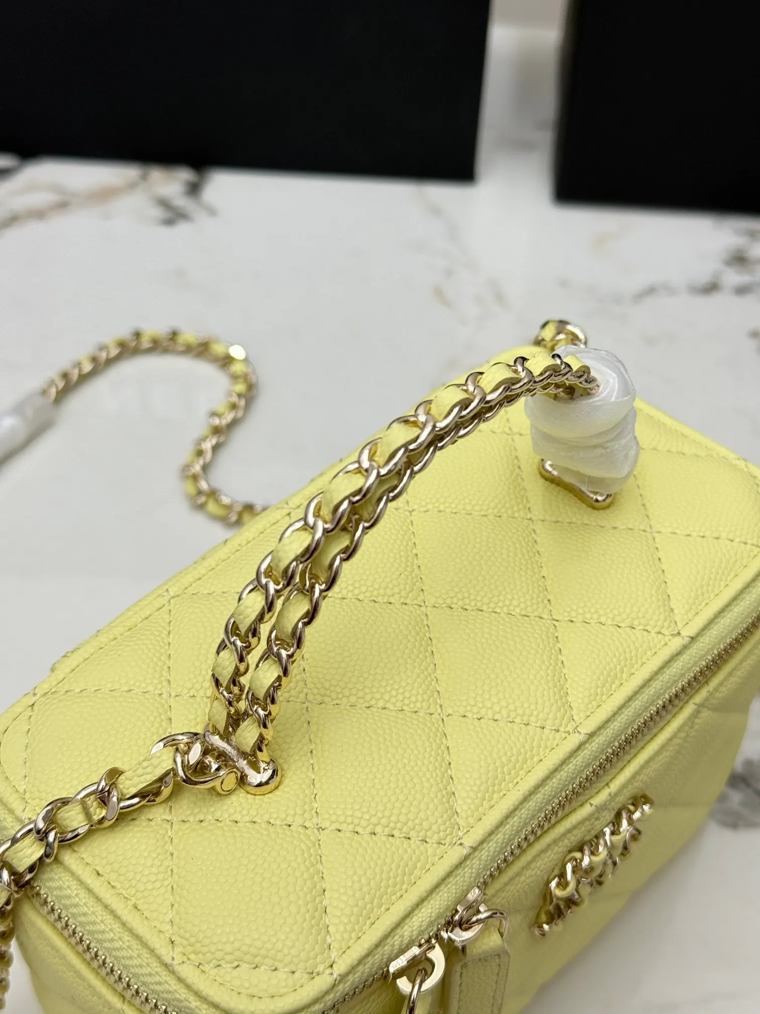 Chain Bag Leather