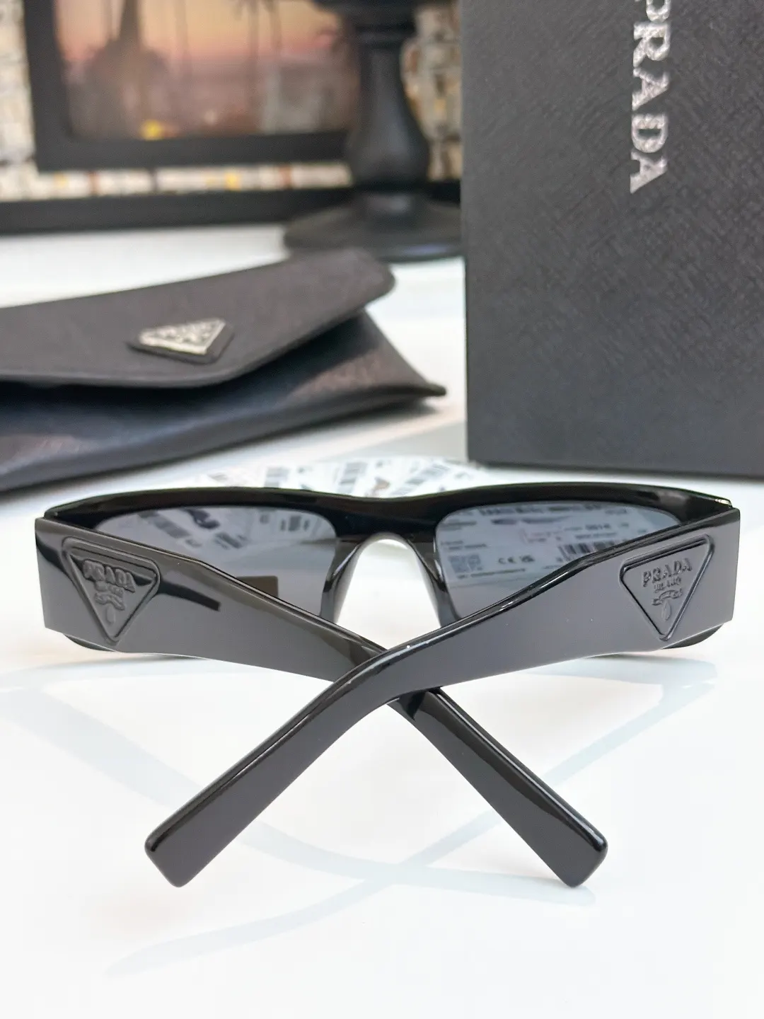 PRADA OPR D09SD 太阳眼镜 时尚遮阳款
