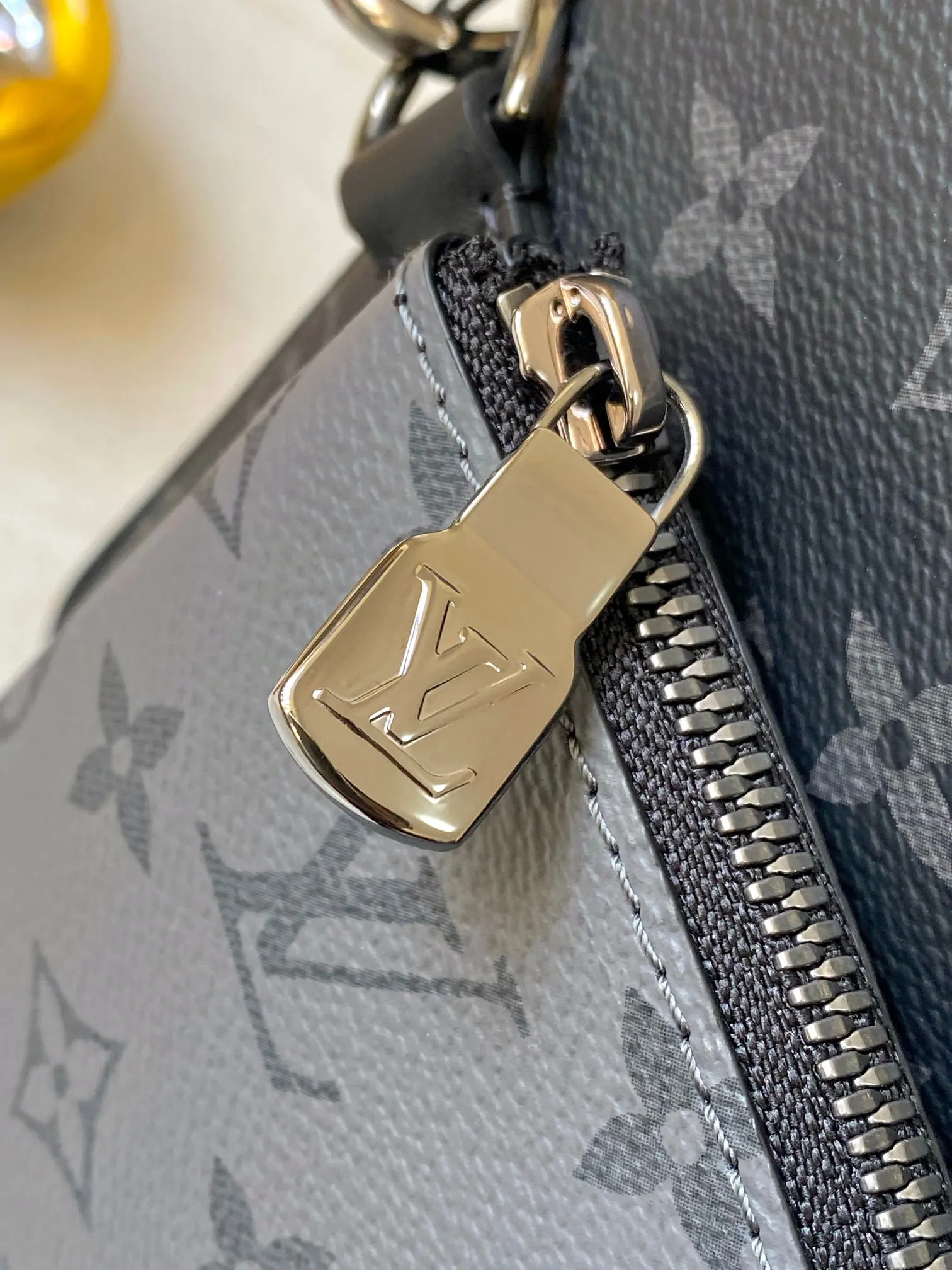 LV Gray Embossed Messenger Crossbody Bag Image 7 LV Gray Embossed Messenger Crossbody Bag Image 7