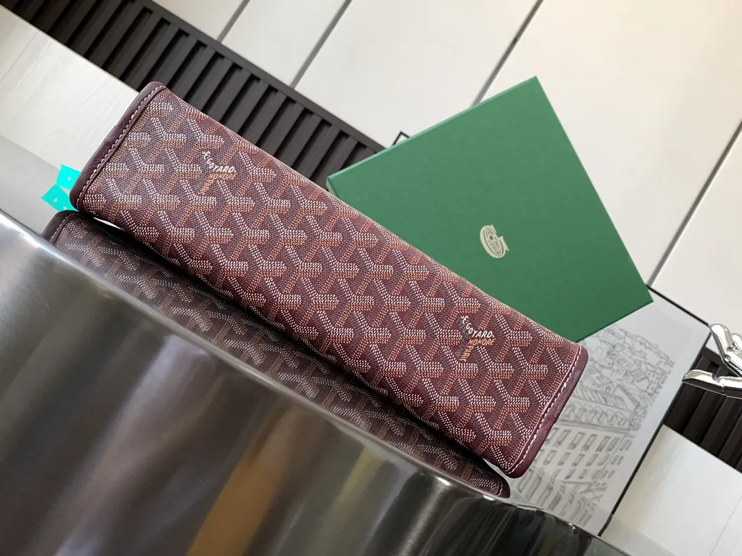 Goyard 酒红 化妆包 便携收纳款