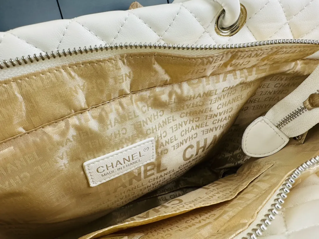 CHANEL 小牛皮 高級feel满满 手提包 通勤手提款