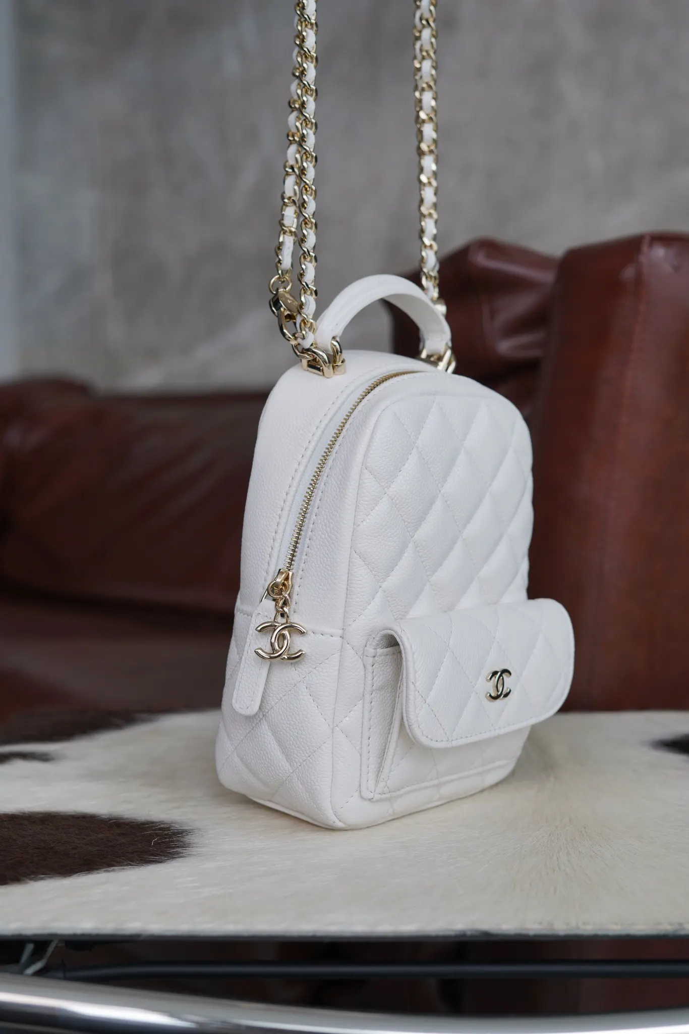 CHANEL 白色 金色 小牛皮 双肩包 实用双肩款