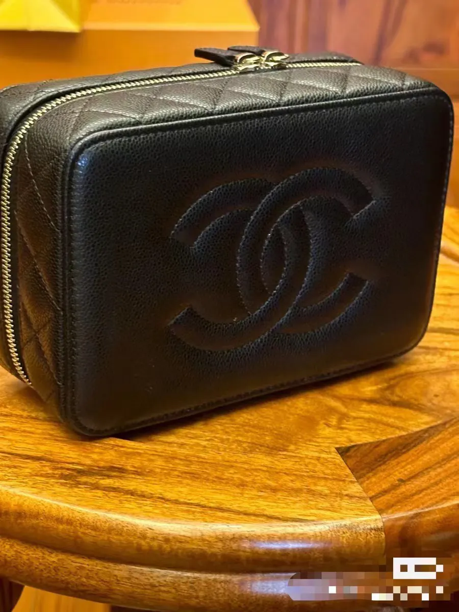 CHANEL 啦 ‍ 手表 经典腕表款