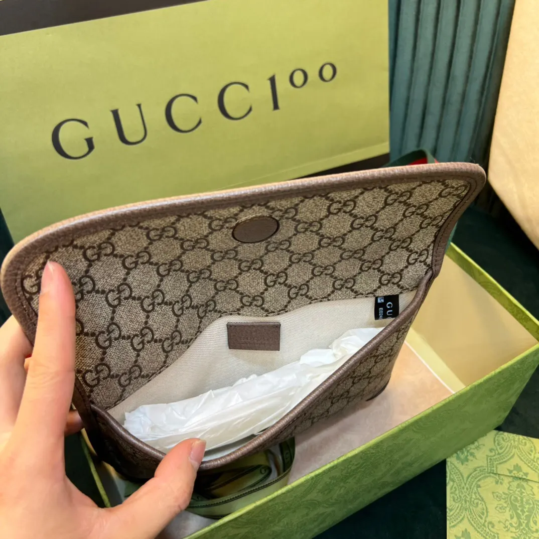 Gucci 品牌 古奇 头腰包 采用意 休閒腰包款