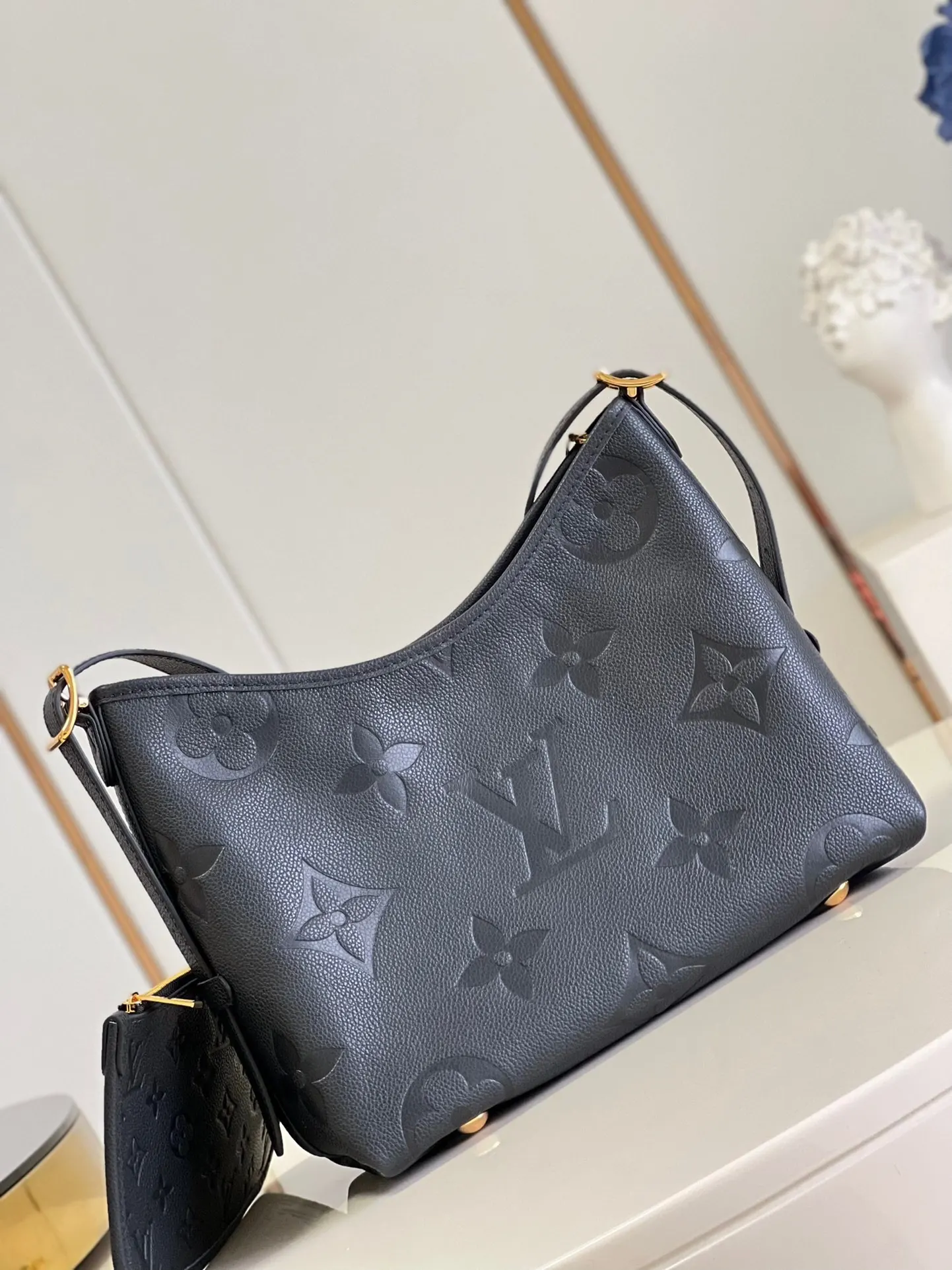 LV CarryAll Mo手拿包 精致手拿款(數字9) LV CarryAll Mo手拿包 精致手拿款(數字9)