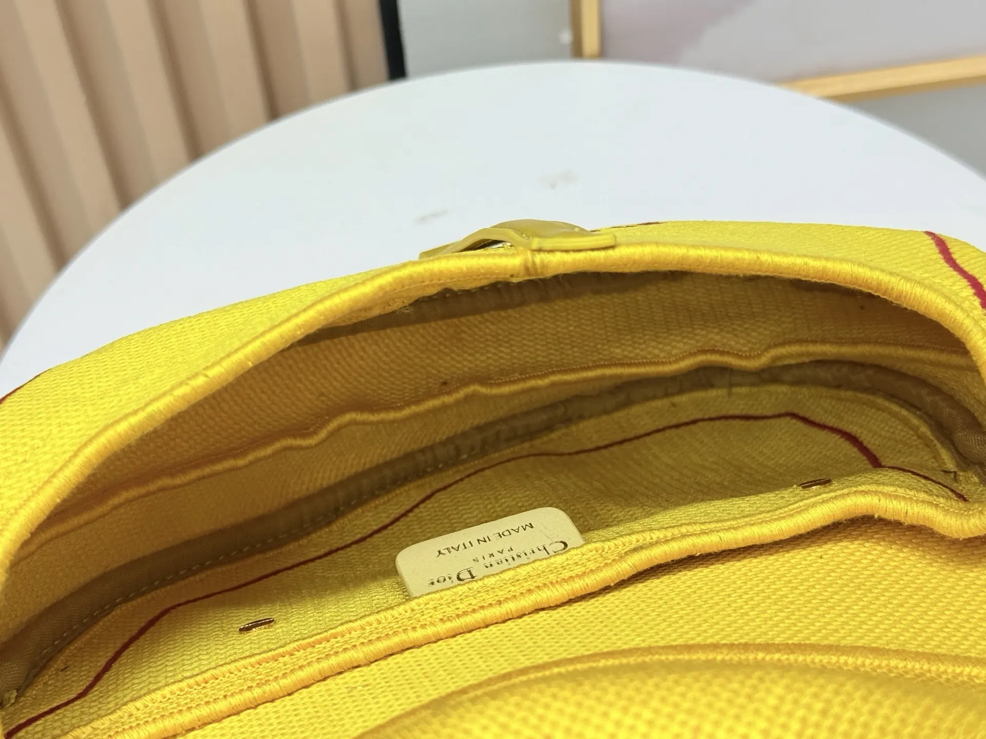 Dior Saddle 黄色马鞍包 趣味印花斜挎 斜挎包