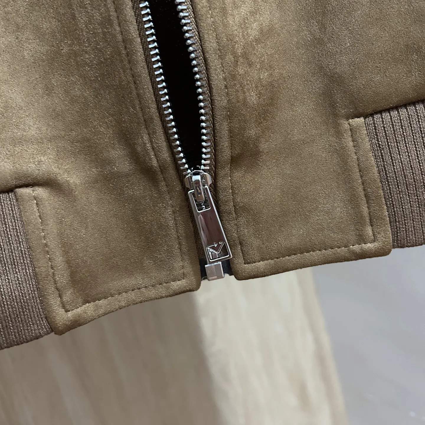 Prada 夹克外套 通勤休闲