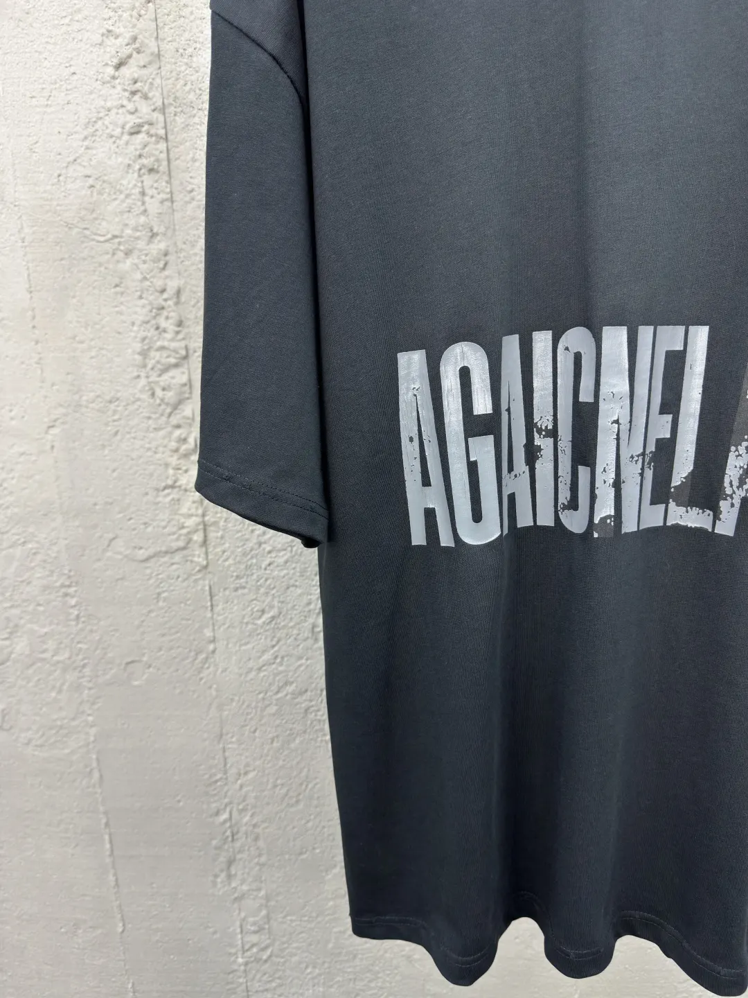 Balenciaga 黑色 純棉 Logo 短袖T恤(數字6) Balenciaga 黑色 純棉 Logo 短袖T恤(數字6)
