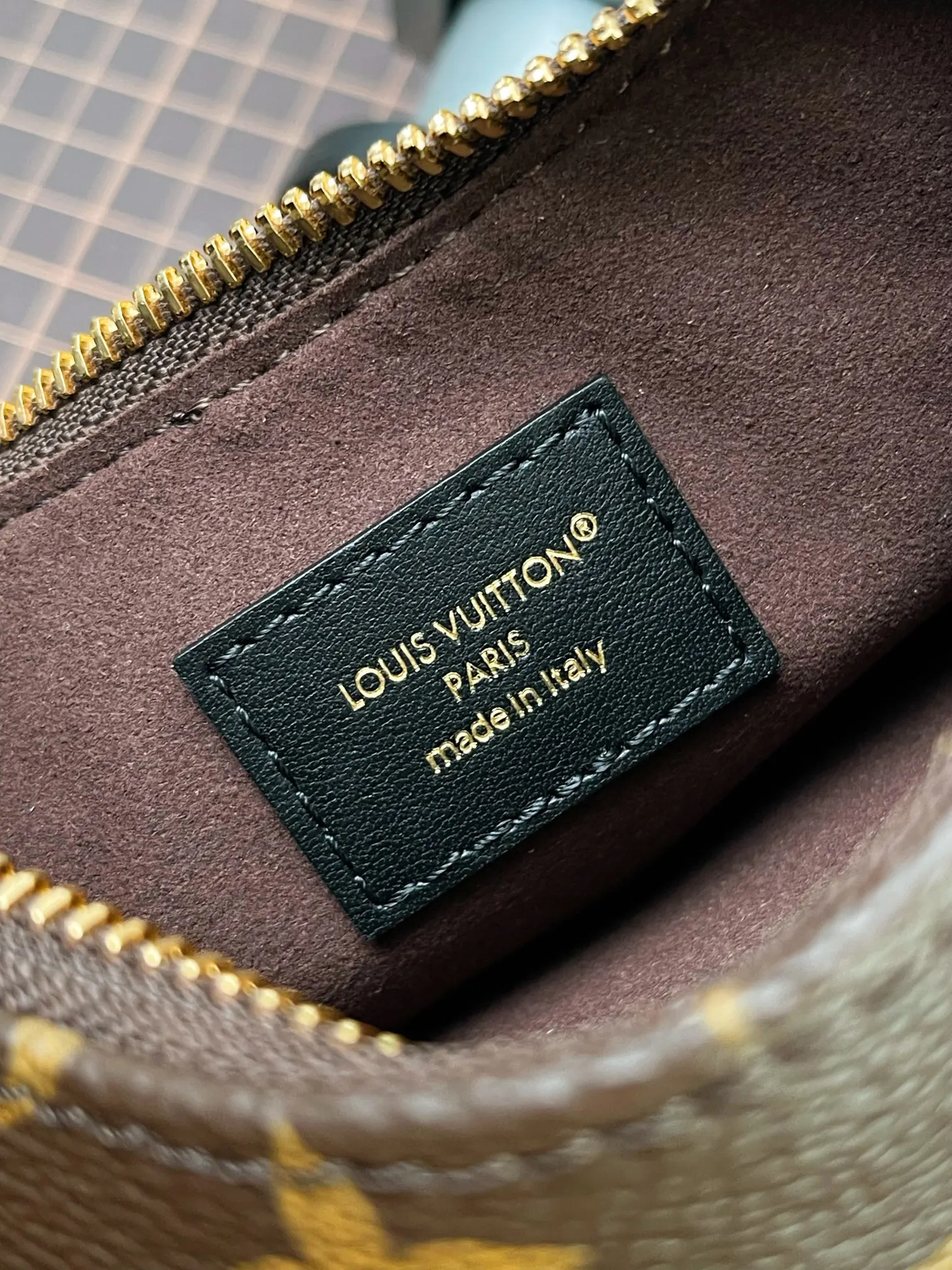 Chain Bag Leather
