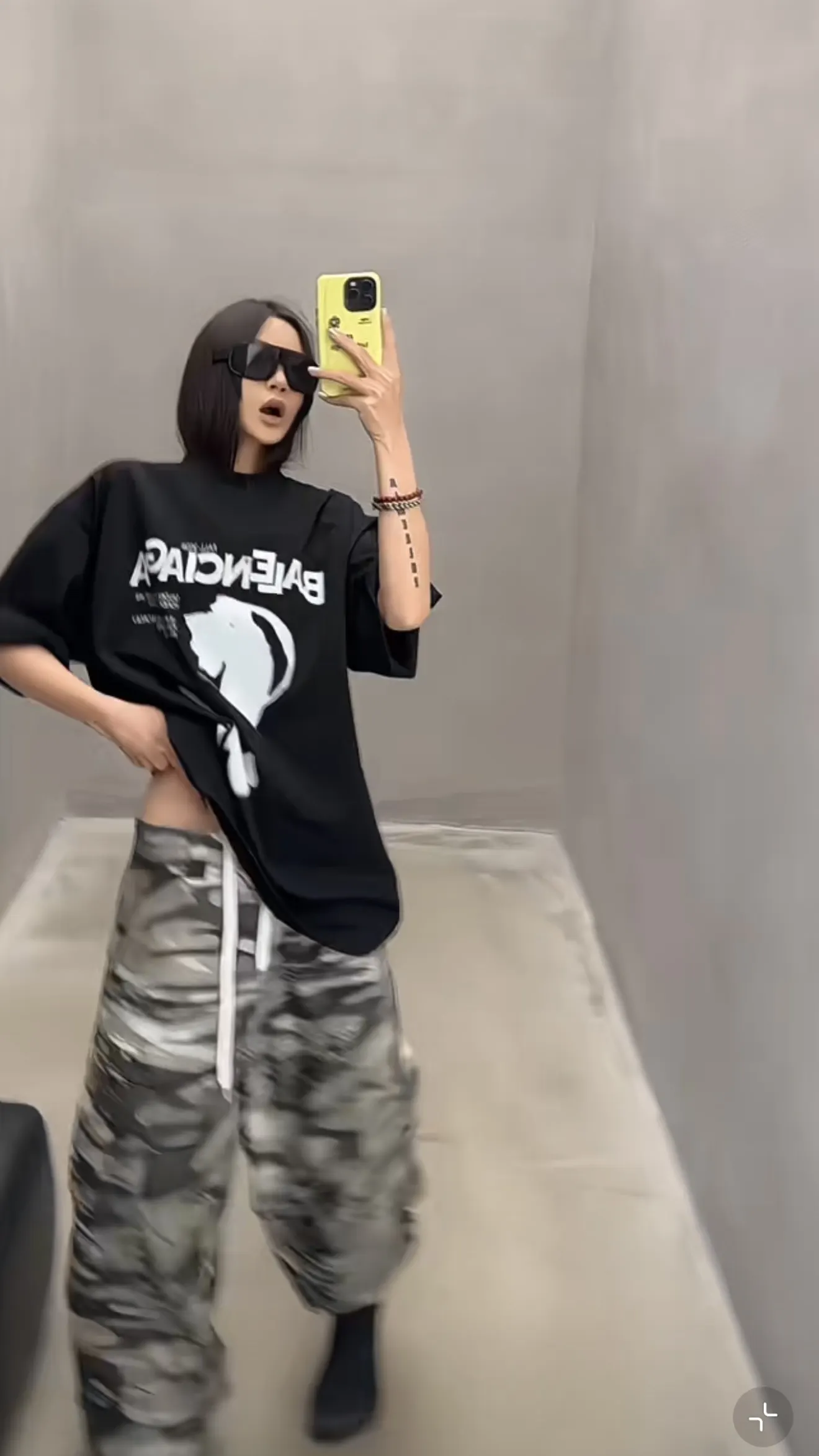 Balenciaga 圖案T恤 黑色(數字7) Balenciaga 圖案T恤 黑色(數字7)