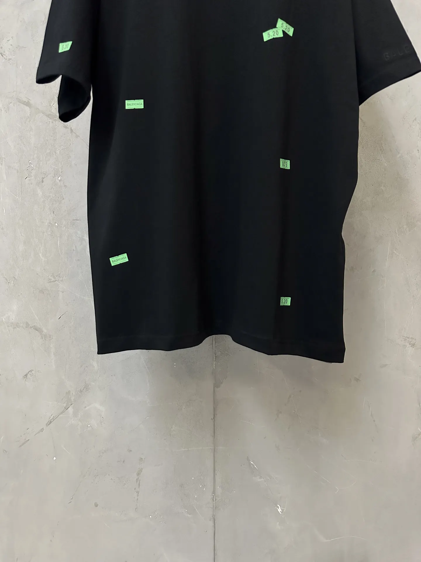 Balenciaga 26SS 短袖T恤