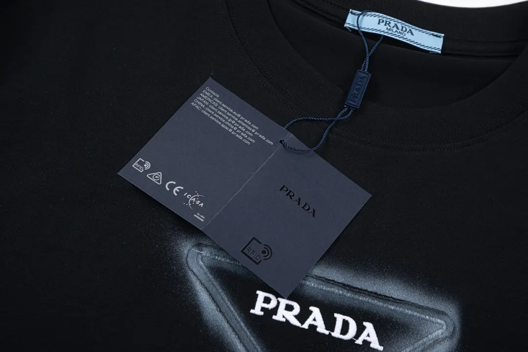 Prada T-Shirt Cotton Embroidered