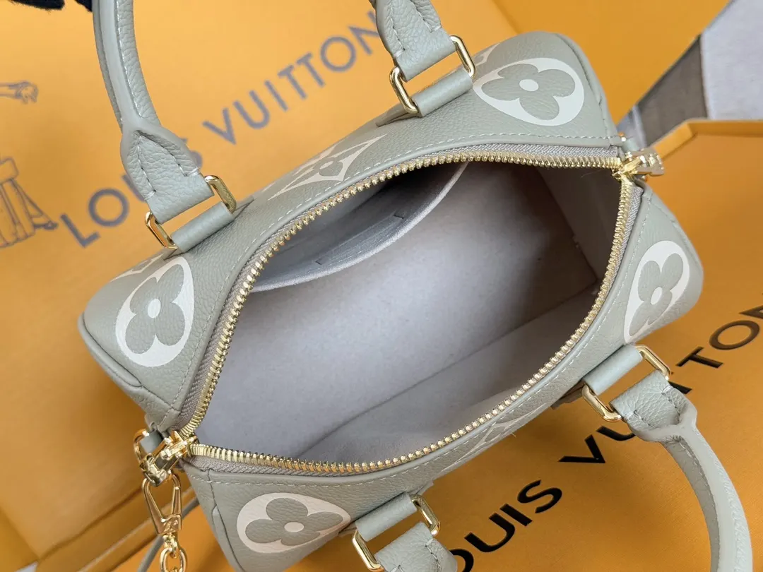Louis Vuitton Suitcase Travel Lightweight Leather Image 9 Louis Vuitton Suitcase Travel Lightweight Leather Image 9