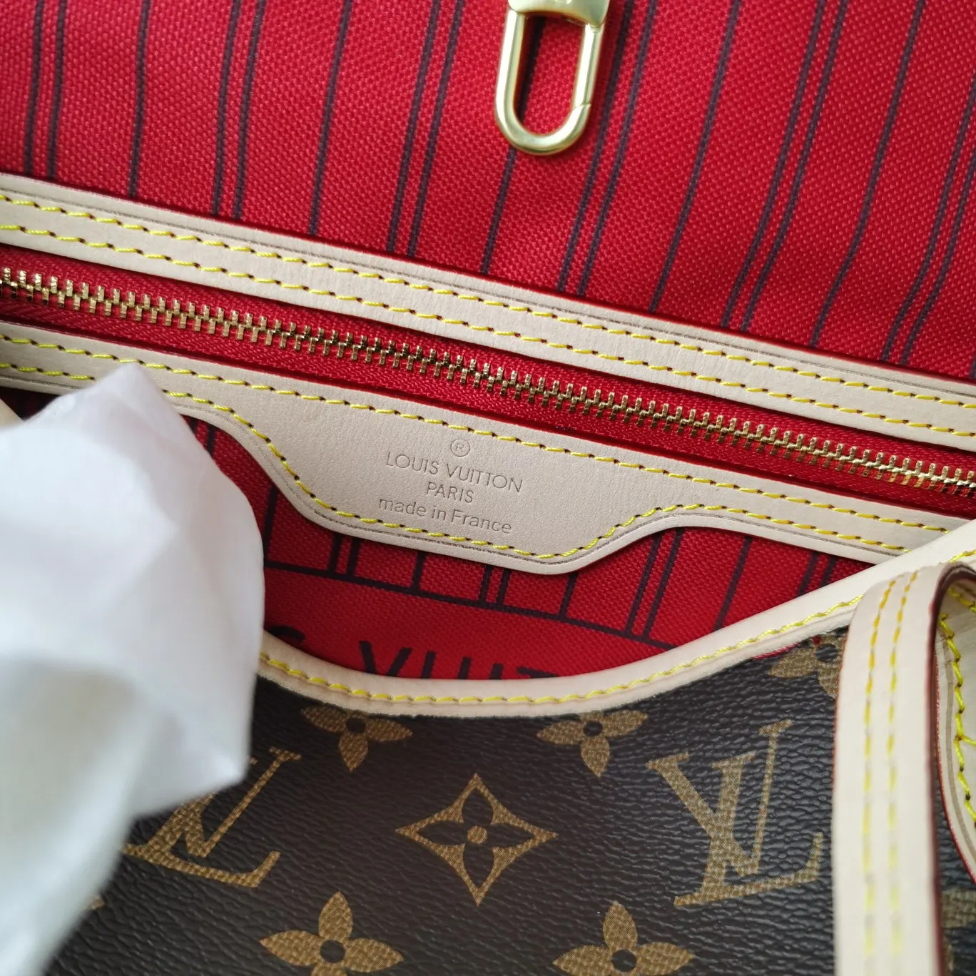 LV Neverfull 老花 牛皮 手拿包 精致手拿款(數字9) LV Neverfull 老花 牛皮 手拿包 精致手拿款(數字9)